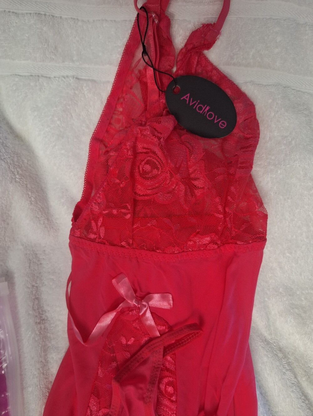 Avidlove Red Lace & Satin Chemise with Matching G-String